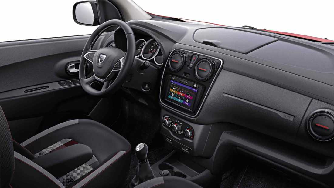 ABD Dacia-Lodgy-serie-limitee-tech-road-dashboard