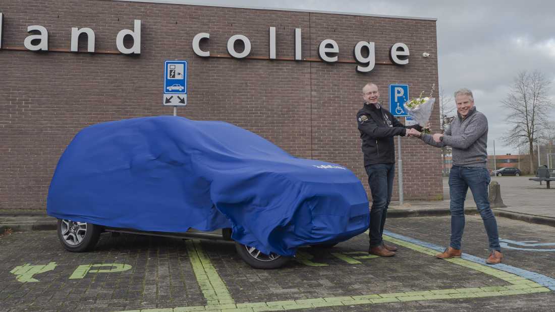 Onthulling Friesland college nieuwe Spring van ABD 2